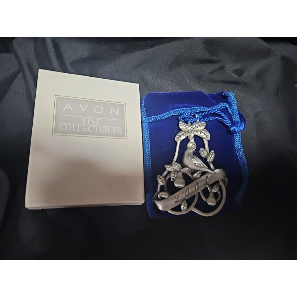 Avon Vintage 2001 pewter Christmas ornament Partridge In‎ A Pear Tree W/ Pouch
